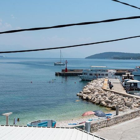 Beach Apartman Marela Slatine Exterior foto