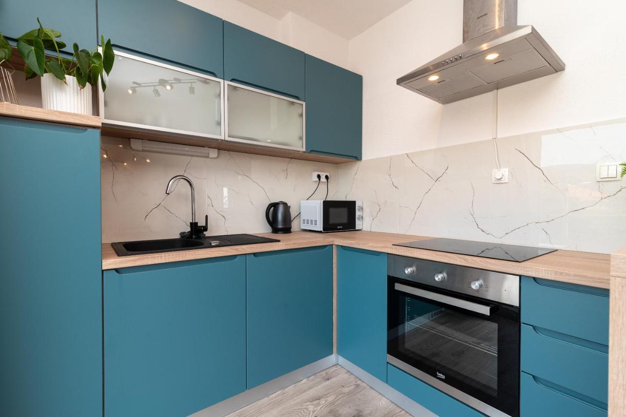 Beach Apartman Marela Slatine Exterior foto